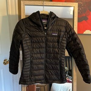 Patagonia Womens Down Sweater Hooded Jacket